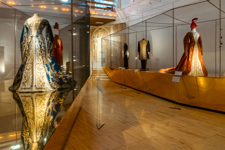 Goldwork embroidery exhibition in Arkhangelsk